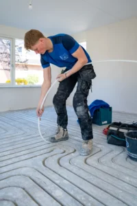 Hoe snel warmt vloerverwarming op?